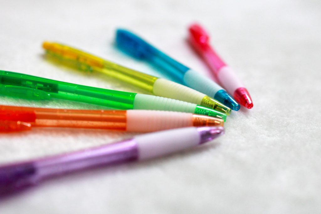 Adobe Fireflyを活用した実際のデザイン事例